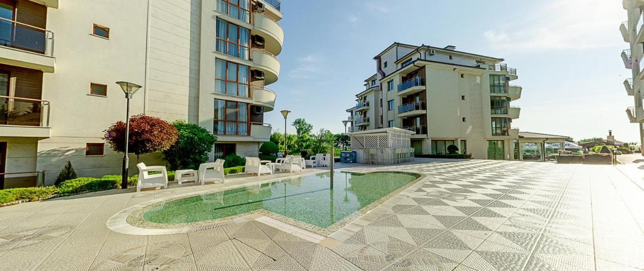 Long Beach Resort Shkorpilovtsi Luaran gambar