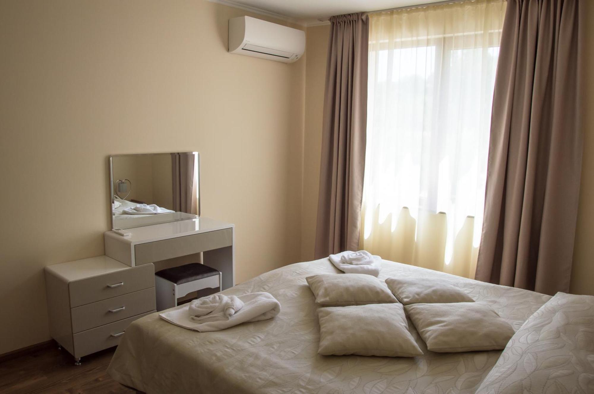 Long Beach Resort Shkorpilovtsi Bilik gambar